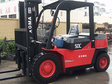 恭喜今日銷售部又出一單！廈工5.0T叉車壹臺